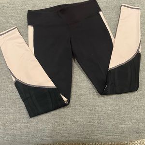 Alo yoga leggings